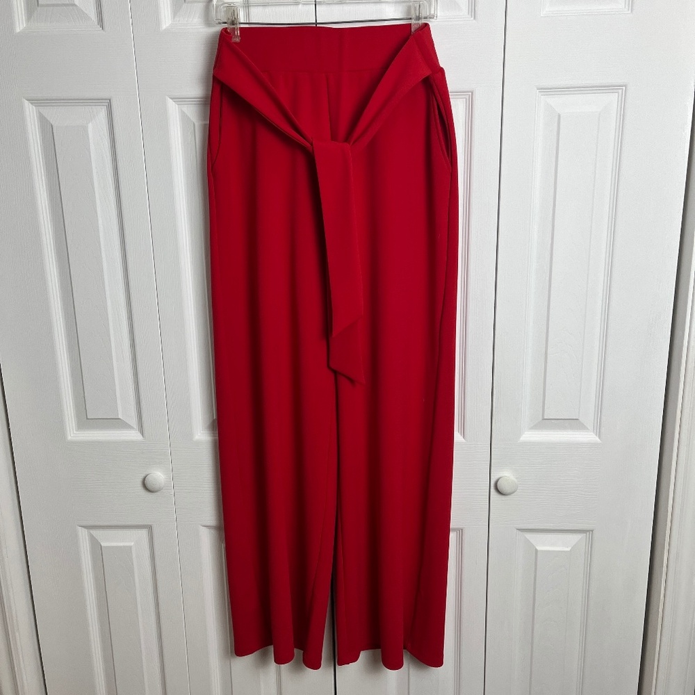 New with tags Classy Orly Wide Leg Red Pant Size L